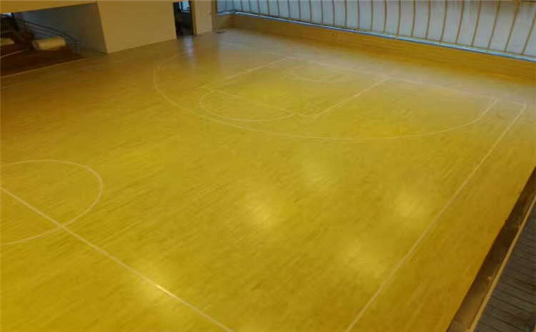 22厚運(yùn)動(dòng)籃球地板價(jià)格是多少錢(qián)？