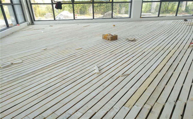 24厚籃球場木地板廠家去哪找？