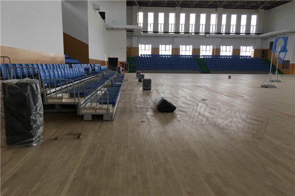 運(yùn)動(dòng)木地板