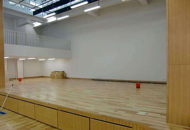 舞臺(tái)地板廠家,舞蹈室木地板廠家,舞臺(tái)專用木地板,舞蹈專用地板