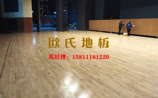 怎么選擇舞臺(tái)運(yùn)動(dòng)木地板？需要關(guān)注這三個(gè)點(diǎn)——?dú)W氏地板