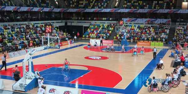 專業(yè)的體育木地板應該有哪些必要的性能？