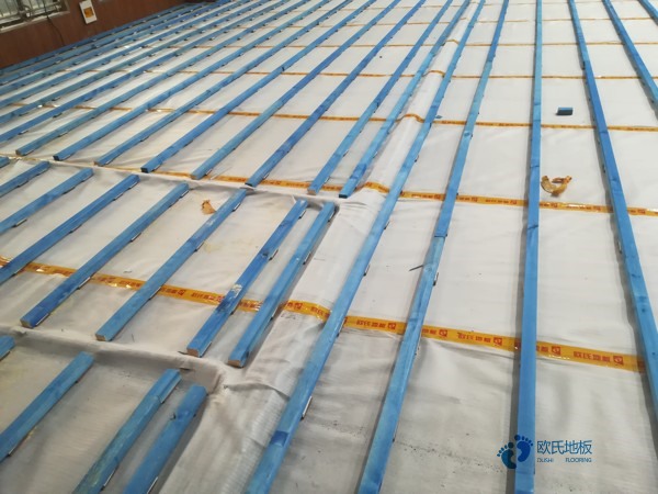 籃球場實(shí)木地板如何維持溫濕度？