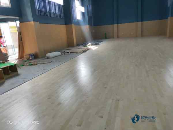 籃球場(chǎng)實(shí)木地板如何做好防水措施？